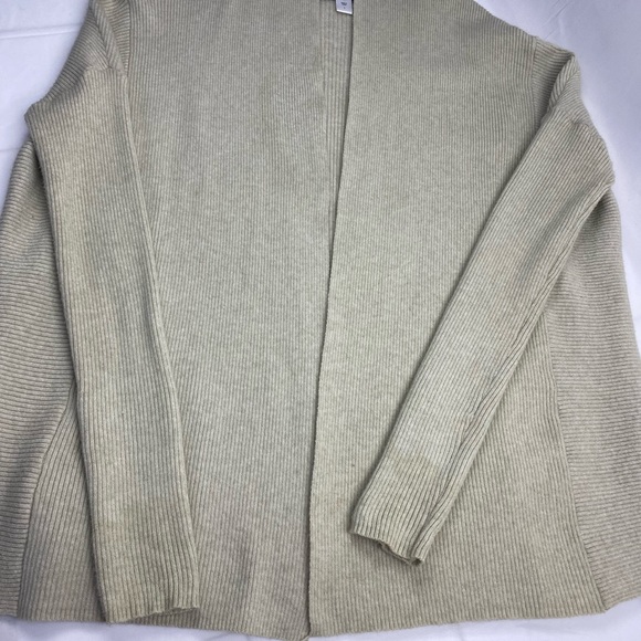 Simply Styled- Sweater, Beige. Large. Warm and comfortable. - Picture 2 of 7